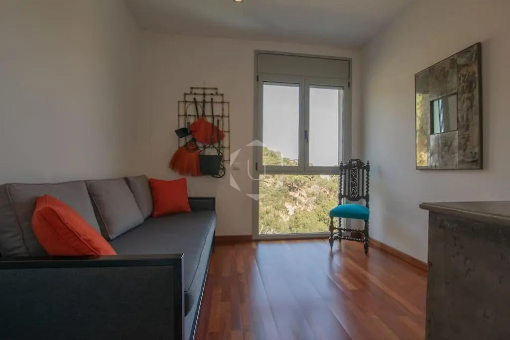 Villa Manila - Sa Riera Secluded, Modern, Sea Views Begur