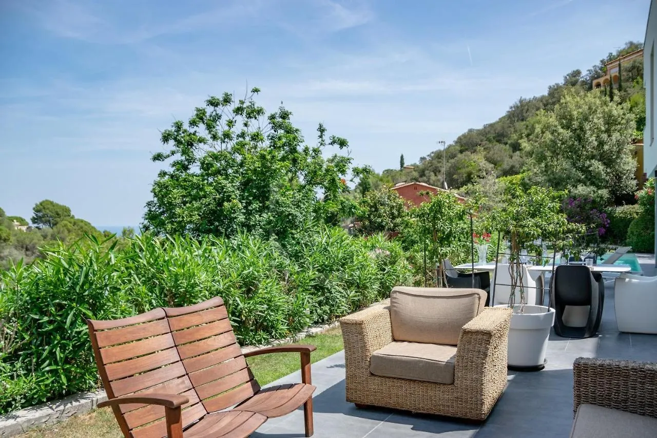 Villa Manila - Sa Riera Secluded, Modern, Sea Views Begur