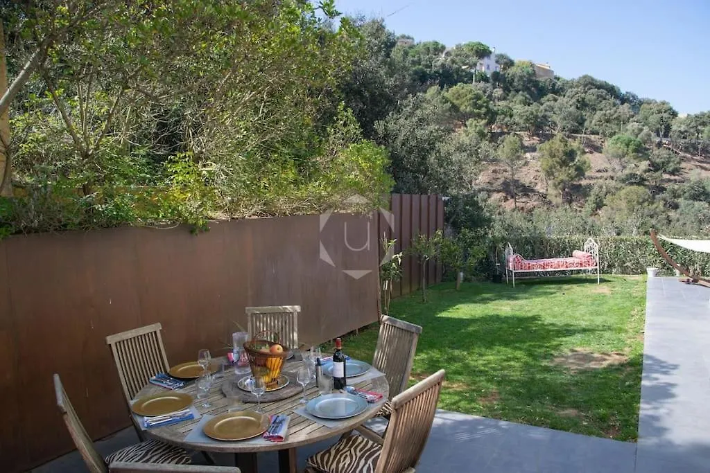 Villa Manila - Sa Riera Secluded, Modern, Sea Views Begur
