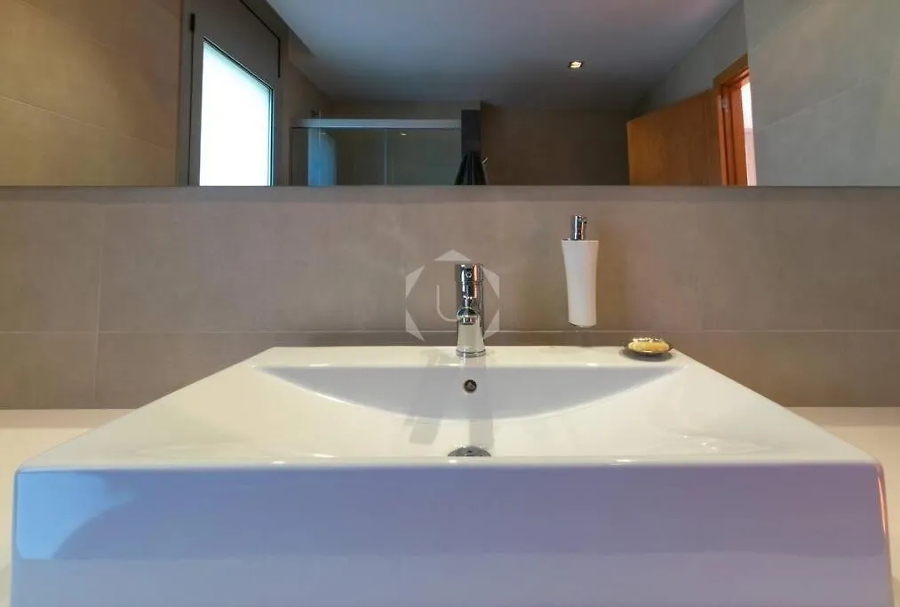Villa Manila - Sa Riera Secluded, Modern, Sea Views Begur