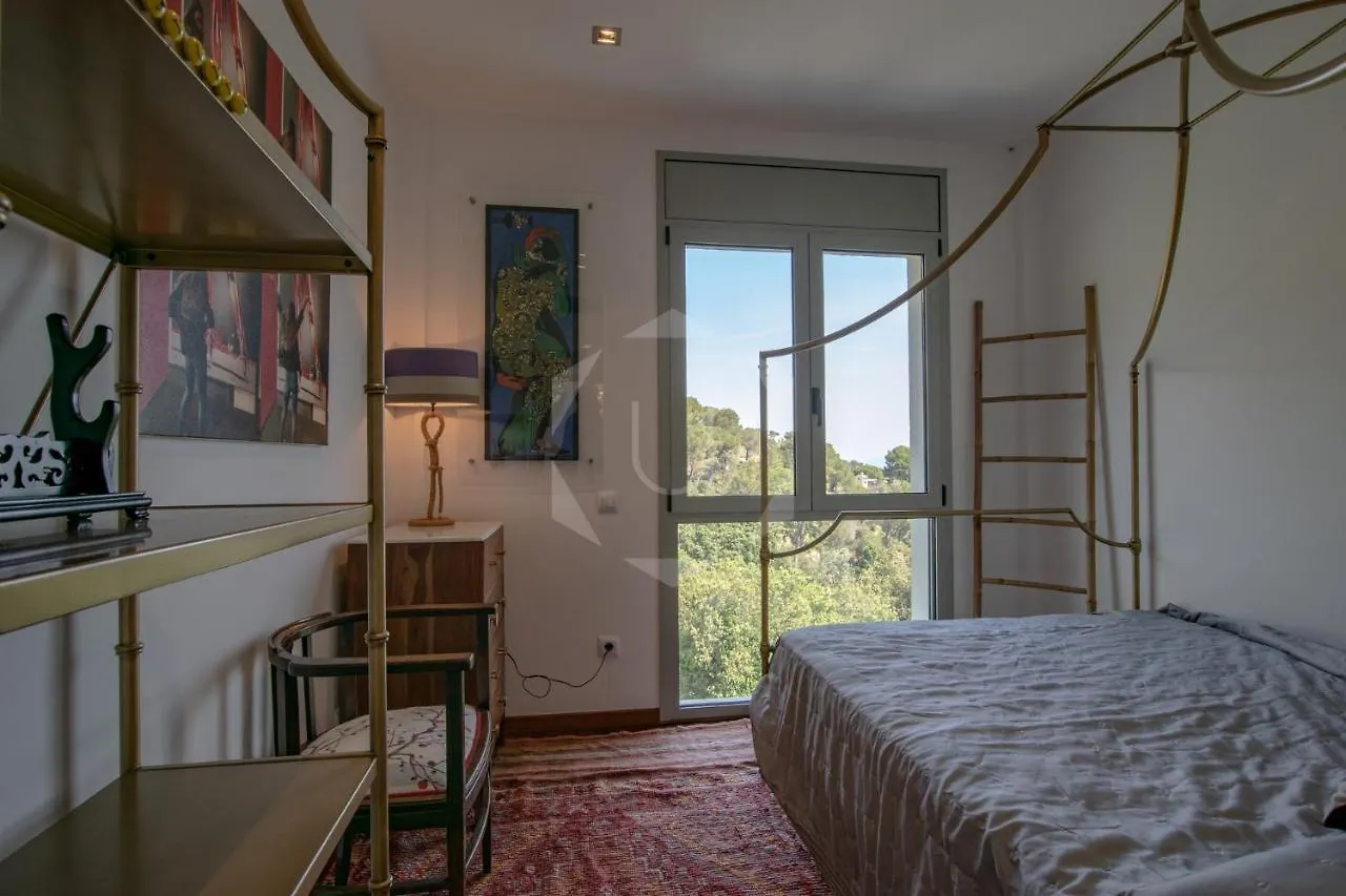 Villa Manila - Sa Riera Secluded, Modern, Sea Views Begur
